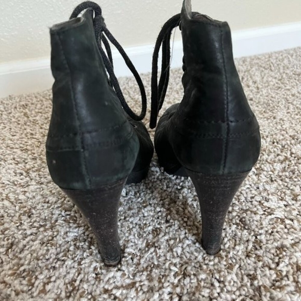 TJ Collection Leather Ankle Boots Size 37 - Picture 7 of 7